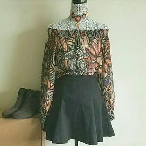 *NWT* H&M Off-Shoulder Top (Size 8)